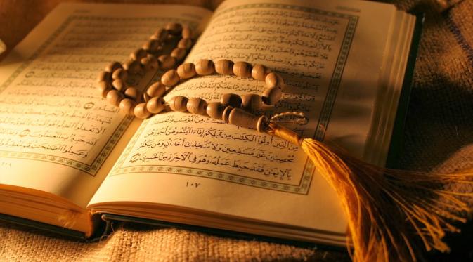Kitab suci umat Islam, Al Quran. (insanmadinah.com)