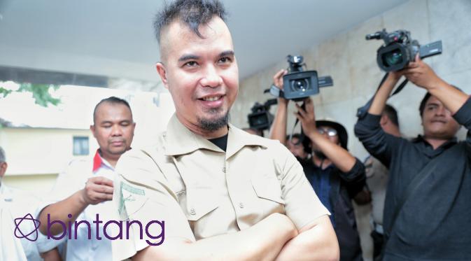 Ahmad Dhani bertemu Kapolda (Adrian Putra/bintang.com)