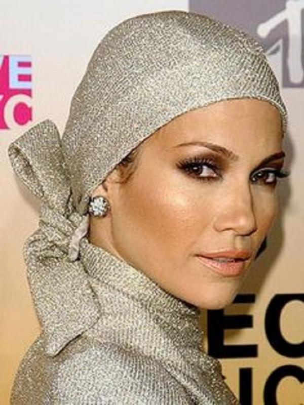 Jennifer Lopez (via. Pinterest)
