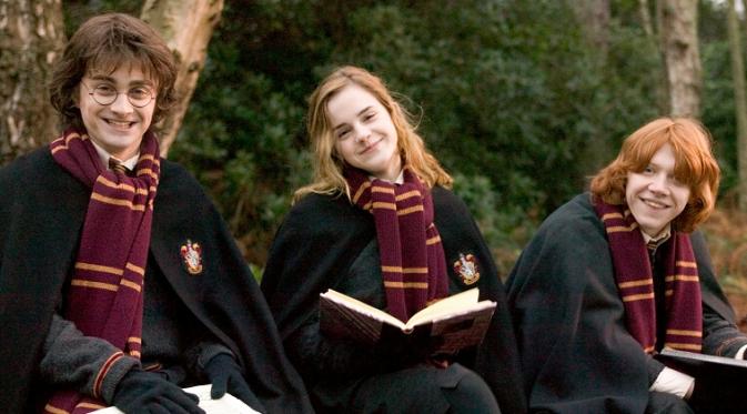 Juli 2016 nanti, pentas teater lanjutan kisah Harry Potter akan main di London. 