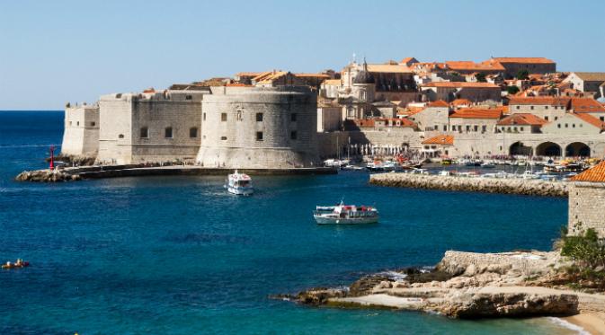 Dubrovnik – (King’s Landing). Sejumlah drama televisi menggunakan beberapa tempat bersejarah sungguhan sebagai lokasi rekaman kisahnya. (Sumber Heritage Daily)