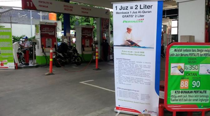 Program 1 juz ditukar 2 liter pertalite (Liputan6.com/ Nafiysul Qodar)