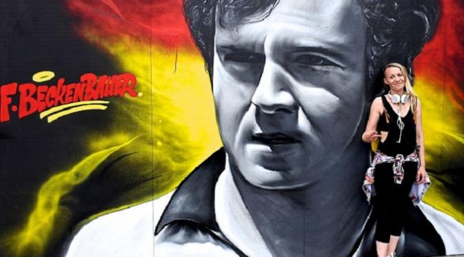 Wajah Beckenbauer dalam grafiti / Daily Mail