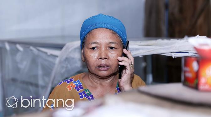 Saeni, pemilik warteg yang dirazia Satpol PP Serang, Banten| (Nurwahyunan/Bintang.com)