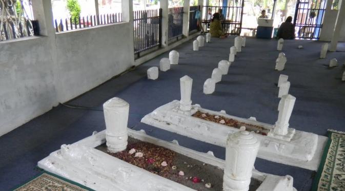 Makam Kiai Sholeh Darat, guru Kartini. (Edhie Prayitno Ige/Liputan6.com)
