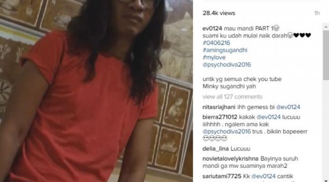 Aming sering menampilkan aksi kocak dengan istri (Instagram)