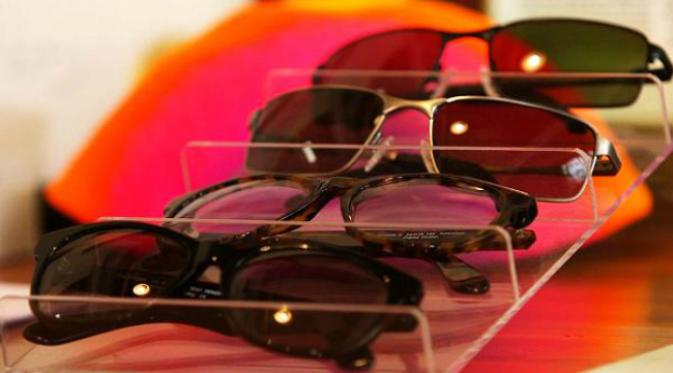 Melalui suatu kebetulan, seorang ilmuwan mendapatkan gagasan untuk menciptakan kacamata guna mengatasi kondisi buta warna.