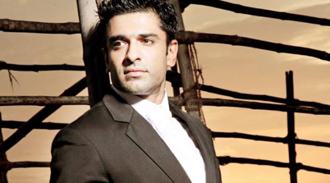 Eijaz Khan