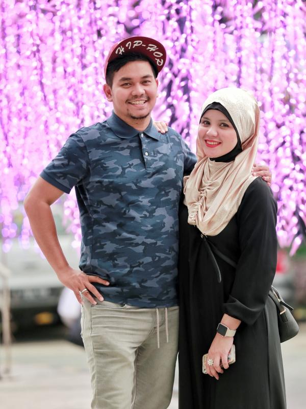 Indra Bekti dan Istri. (Adrian Putra/Bintang.com)