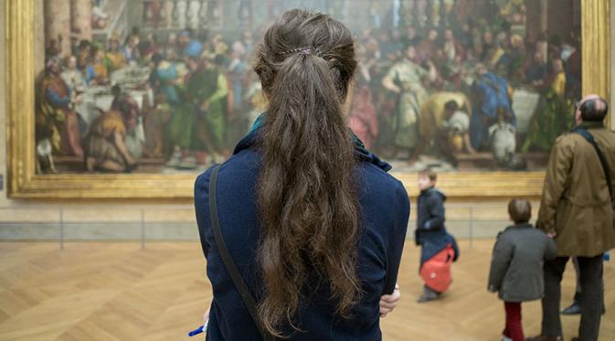 Mona Lisa, Louvre, Paris, Perancis. (Via: boredpanda.com)