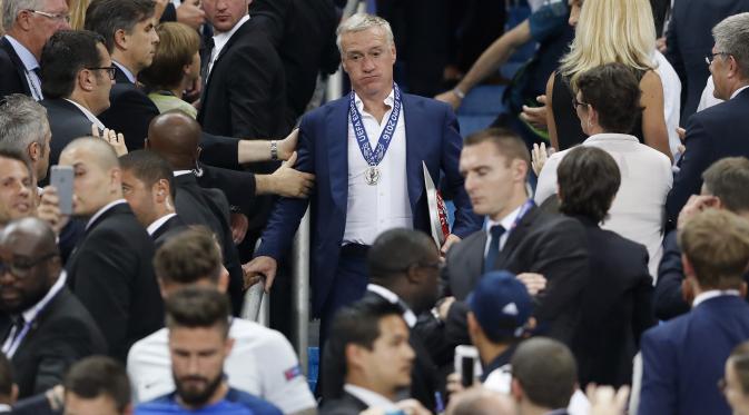 Pelatih Prancis Didier Deschamps (Reuters)