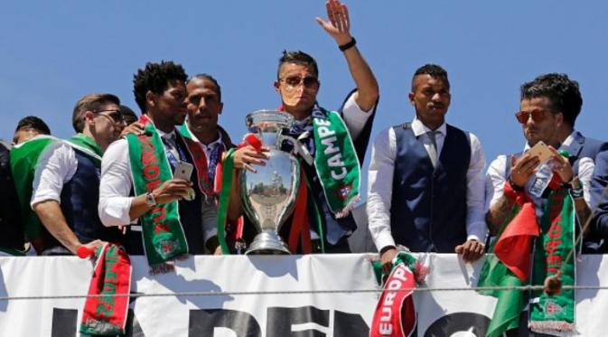 Portugal meraih gelar juara Piala Eropa 2016. (AFP/Jose Manuel Ribeiro)