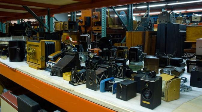 Rol film Kodak dari tahun 1880 lengkapi koleksi museum George Eastman. (Via: boredpanda.com)