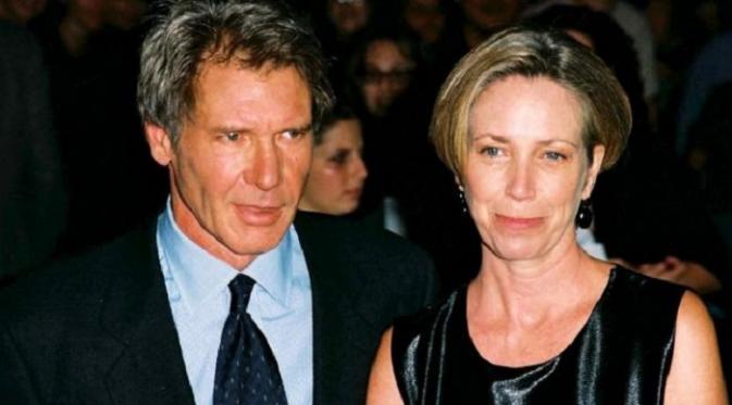 Melissa Mathison dan Harrison Ford 