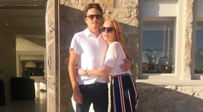 Lindsay Lohan dan egor Tarabasov (via. Instagram)