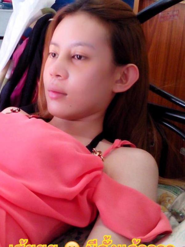 Foto Gadis Thailand Ini Membuktikan Kalau Cantik Butuh Modal. (Foto: Facebook)