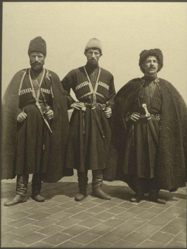 Russian Cossacks. Sumber : mymodernmet.com