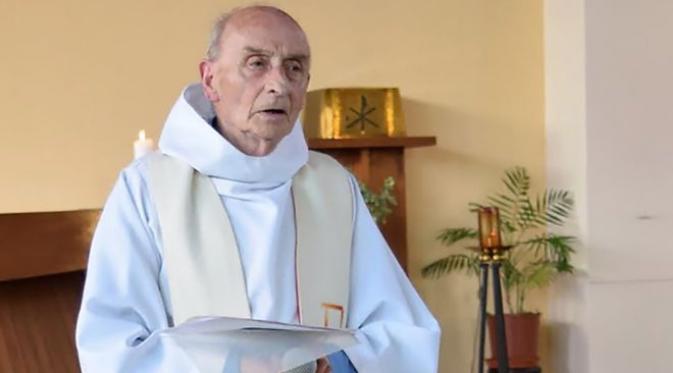 Pastor Fr Jacques Hamel menjadi korban dalam serangan teror di Gereja Saint-Etienne-du-Rouvray Prancis (AFP)