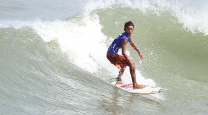 Kompetisi Surfing Asia digelar di Pantai Pancer, Pacitan, 17 – 21 Agustus 2016 ini akan mengangkat Pariwisata di pantai selatan Jawa Timur.