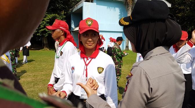 A.A. Sg. Saviti Mahawishwa Karmani, Peserta Diklat Paskibraka 2016 yang Merupakan Perwakilan Dari Bali Diberi Masukan Tim Pelatih Agar Lebih Fokus Lagi dan Lebih Percaya Diri