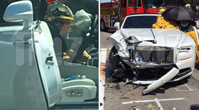 Kondisi mobil Kris Jenner setelah kecelakaan pada Rabu (3/8/2016). (Dokumen milik TMZ.com)