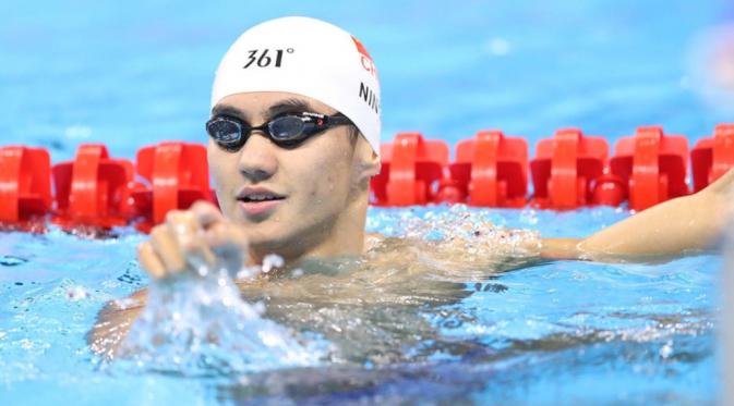 Zetao beradaptasi dengan lingkungan kolam renang Rio Olympic Aquatics Stadium (Shanghaiist.com)
