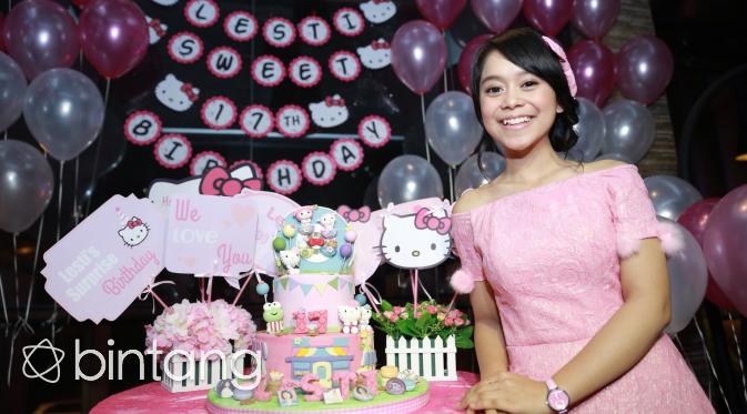 Perayaan syukuran sweet seventeen Lesti D'Academy. (Galih W. Satria/Bintang.com)