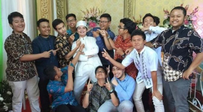 Anak Arifin Ilham menikah di umur 17 tahun. (Instagram)