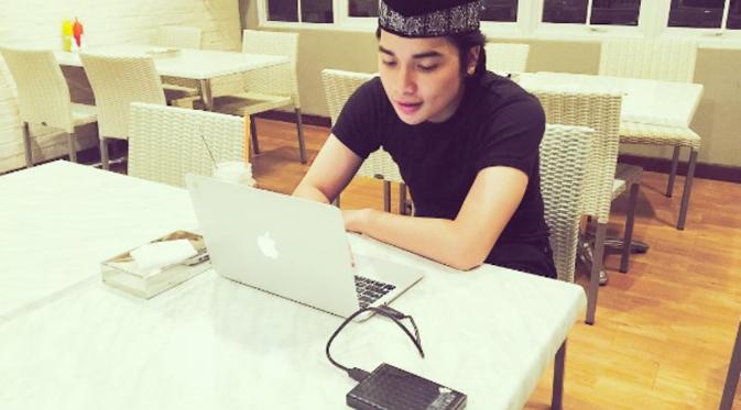 Berusia 17 Tahun, Putra Sulung Arifin Ilham Nikahi Larissa Chou. (Foto: Instagram)