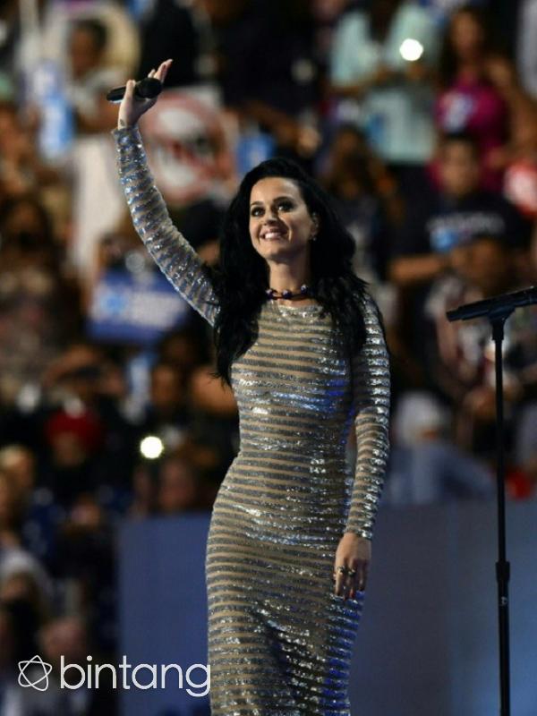Penampilan Katy Perry di Democratic National Convention (28/7). (AFP/Bintang.com)