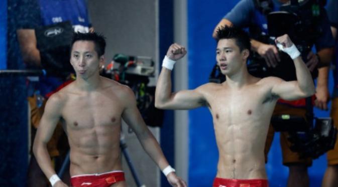 Lin Yue (Kiri) dan Chen Aisen (Kanan) Sumber: Buzzfeed