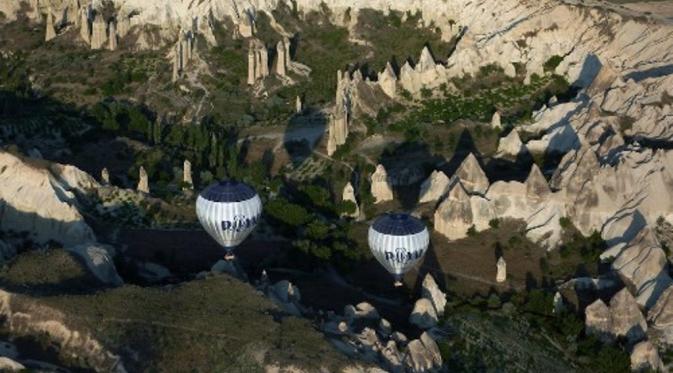 Cappadocia, Turki. (Royal Balloon)