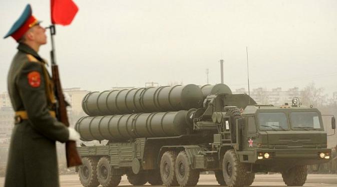 Sistem pertahanan rudal S-300 (AFP)