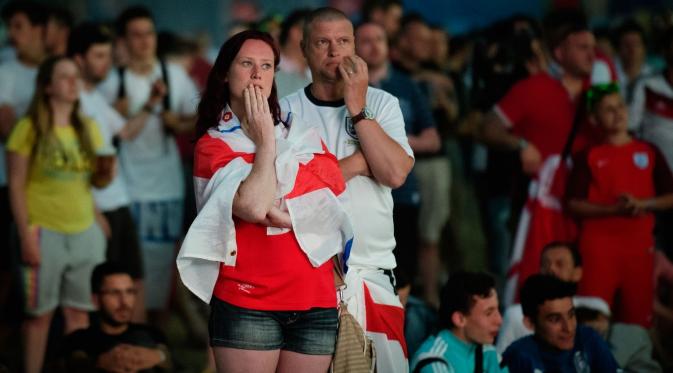 4 Alasan Kenapa Kamu Harus Nemenin Pacar Nonton Bola. (Foto: focus.afp.com)