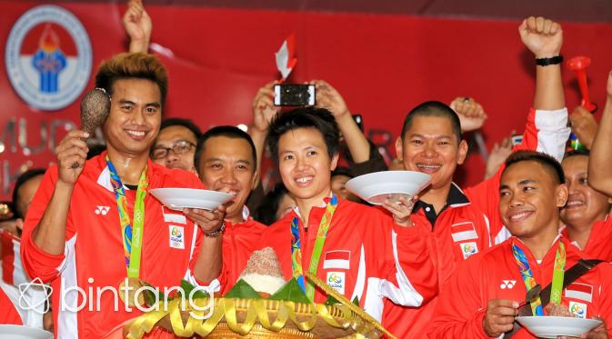 Disambut Meriah, Tontowi Ahmad dan Liliyana Natsir Terharu. (Bintang.com/Adrian Putra)