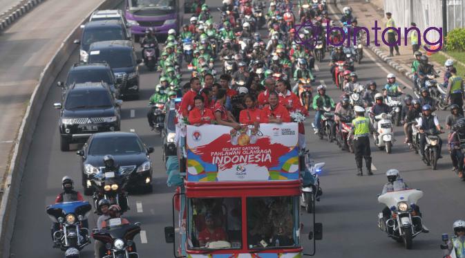 potret hari kedua arak-arakan kontingen olimpiade Rio 2016 | foto : Andy Masela