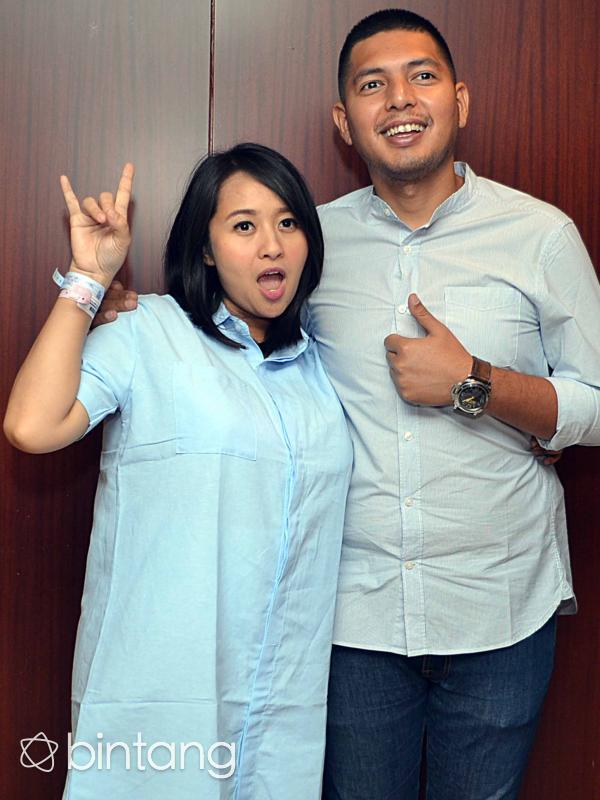 Chua Kotak dan suami. (Deki Prayoga/Bintang.com)