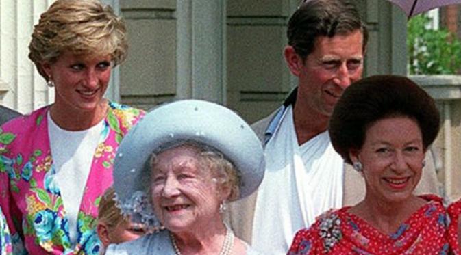 Putri Margaret (paling kanan), adik Ratu Elizabeth II. Mungkinkah segala kisah keintiman seks kalangan Keluarga Kerajaan Inggris bisa memicu kemarahan yang berujung kepada pembunuhan? (Sumber Telegraph)