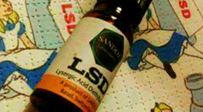 LSD, jenis narkoba yang membuat penggunanya halusinasi tingkat tinggi. 