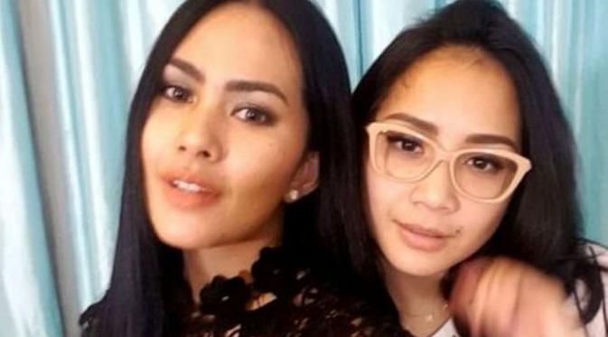 Kartika Putri dengan Nagitha Slavina