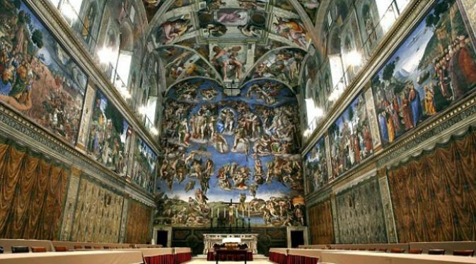 Michelangelo ogah-ogahan menerima penugasan ke Kapel Sistine di Vatikan karena ia menganggap melukis adalah bentuk kesenian yang rendah. (Sumber Reuters)