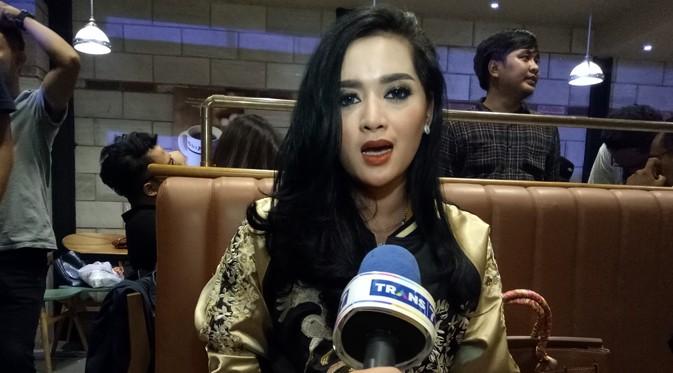 Tiara Dewi saat ditemui di Premier film Warkop DKI reborn di Grand Indonesia, Jakarta, Jumat (2/9/2016)
