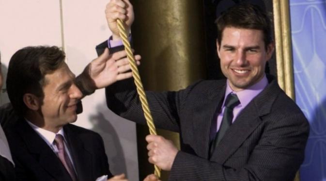 David Miscavige, pemimpin aliran Scientology saat bersama Tom Cruise. (businessinsider.com)