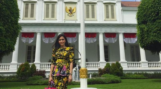 Maia Estianty di istana negara [foto: instagram]