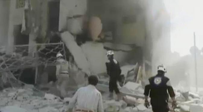 Ledakan Bom klorin melukai 80 warga sipil di Kota Allepo, Suriah. 