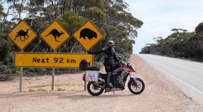 Kisah Petualangan Seru Mario Iroth di Eyre Highway