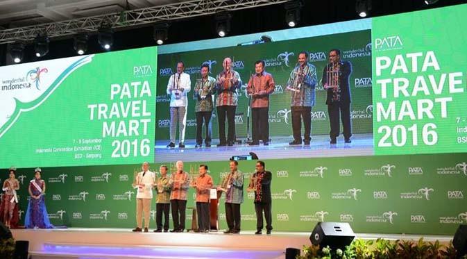 Wakil Presiden Jusuf Kalla merasa bernostalgia di arena PATA Travel Mart 2016.