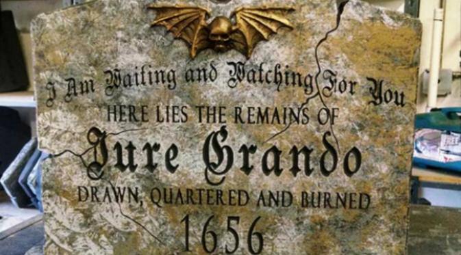 Batu nisan Jure Grando. Suatu catatan tertulis abad ke-17 membuktikan adanya praktik vampirisme di Kroasia. (Sumber Ancient Origins)