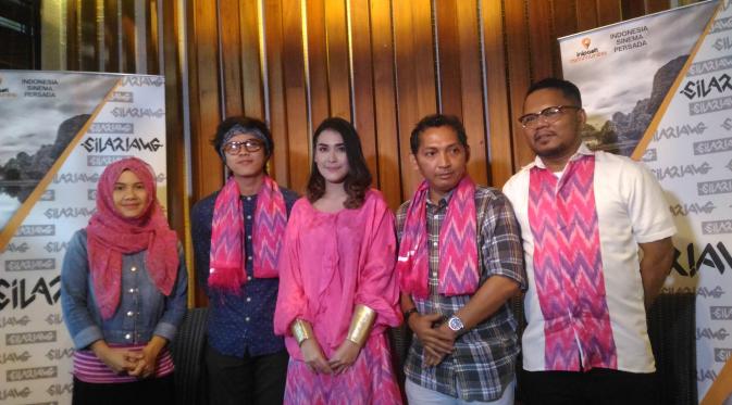 Para pendukung film Silariang (Zulfa Ayu Sundari)