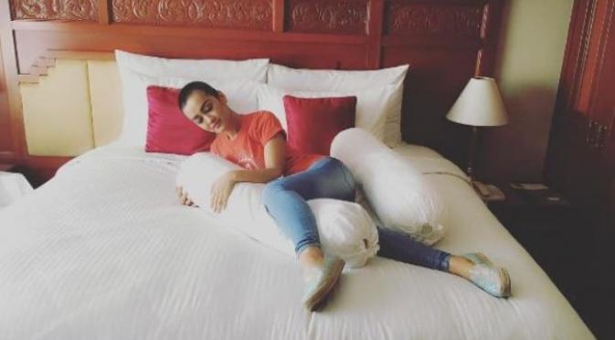 Julia Perez di salah satu hotel di solo, (Instagram - @juliaperrezz)